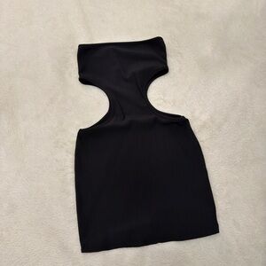 EDIKTED Strapless Cutout Dress 🖤
